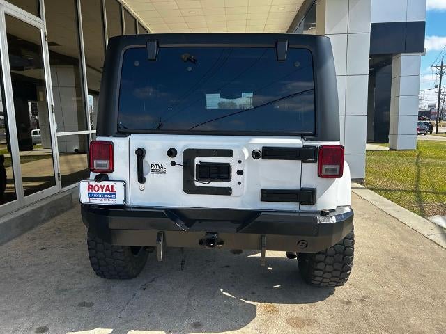 2016 Jeep Wrangler Unlimited Sahara