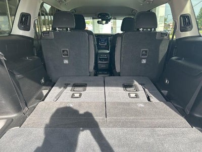 2023 Jeep Grand Cherokee L Laredo 4x2