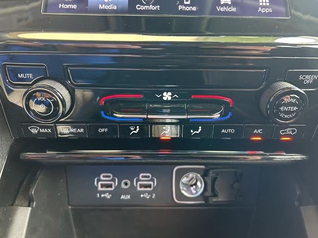 2023 Jeep Grand Cherokee L Laredo 4x2