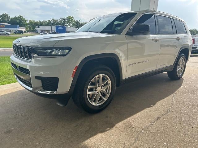 2023 Jeep Grand Cherokee L Laredo 4x2