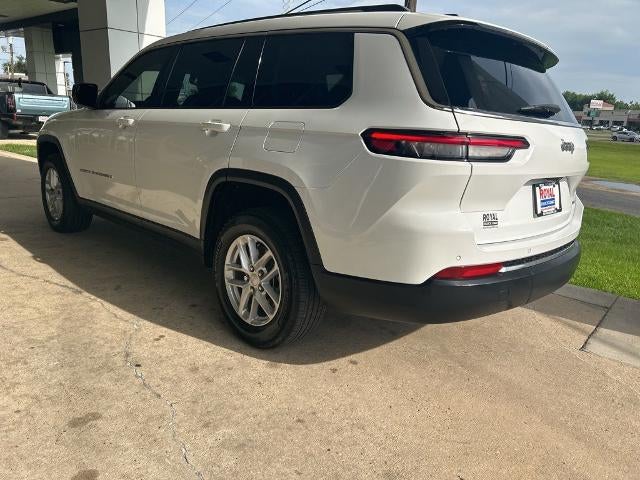 2023 Jeep Grand Cherokee L Laredo 4x2