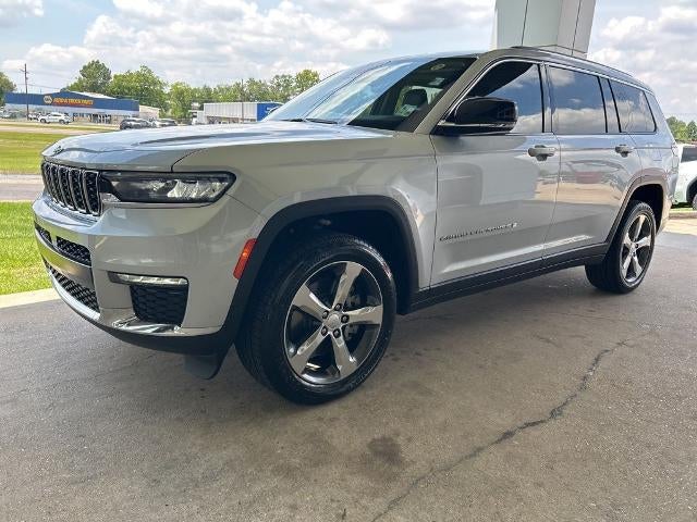 2022 Jeep Grand Cherokee L Limited 4x4's photo