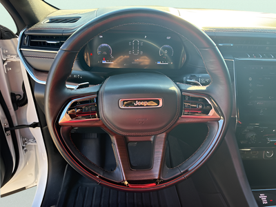 2022 Jeep Grand Cherokee L Summit