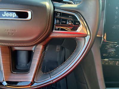 2022 Jeep Grand Cherokee L Summit