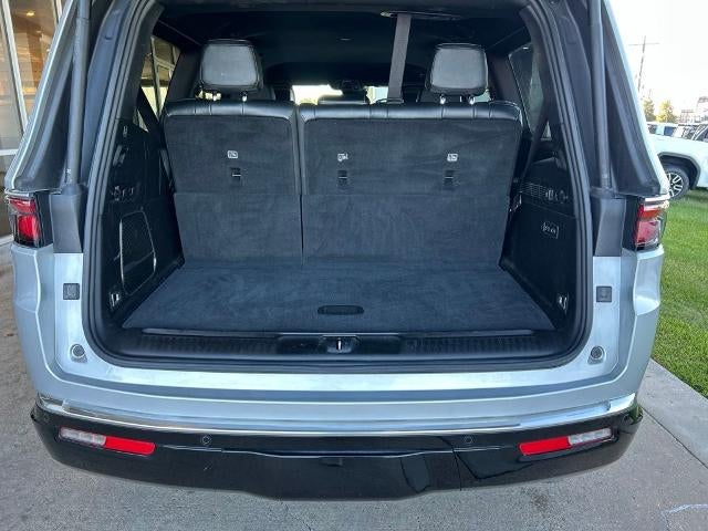2022 Jeep Wagoneer Series III 4x2