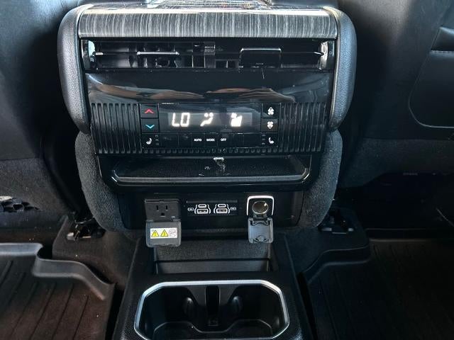 2022 Jeep Wagoneer Series III 4x2