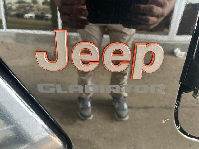 2022 Jeep Gladiator Mojave 4x4