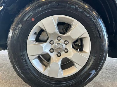2023 RAM 1500 Big Horn Crew Cab 4x2 5'7" Box