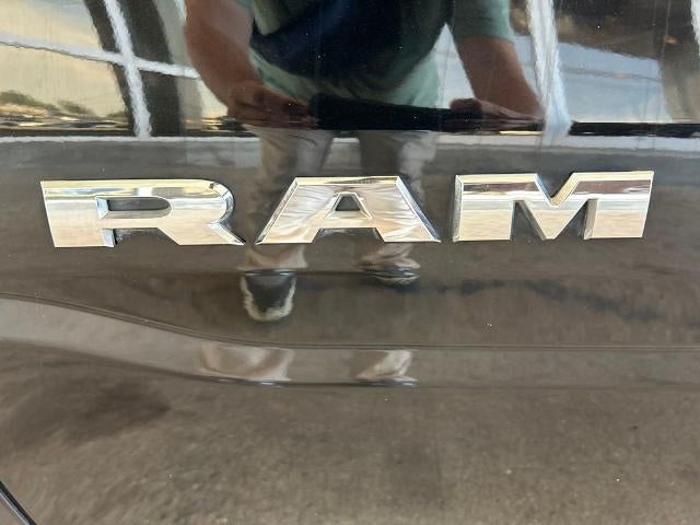 2023 RAM 1500 Big Horn Crew Cab 4x2 5'7" Box