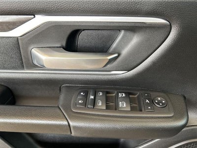 2023 RAM 1500 Lone Star Crew Cab 4x4 5'7" Box