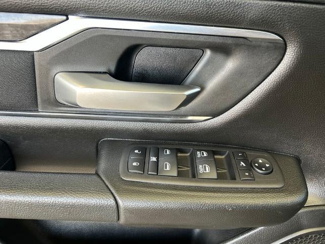 2024 RAM 1500 Big Horn Crew Cab 4x4 5'7" Box