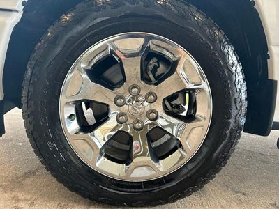 2023 RAM 1500 Big Horn Crew Cab 4x4 5'7" Box