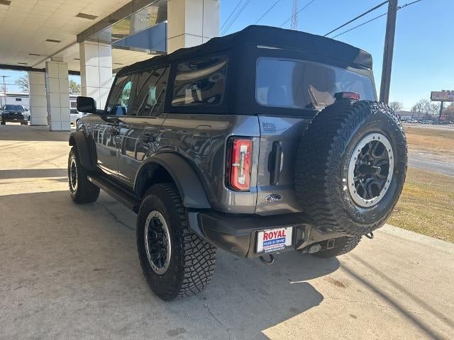 2021 Ford Bronco Base