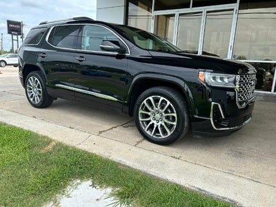 2023 GMC Acadia Denali