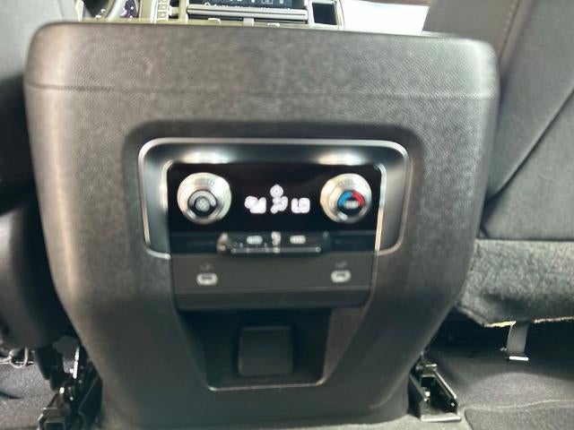2023 GMC Yukon SLE