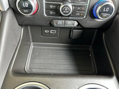 2023 GMC Yukon SLE
