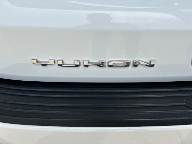 2023 GMC Yukon SLE