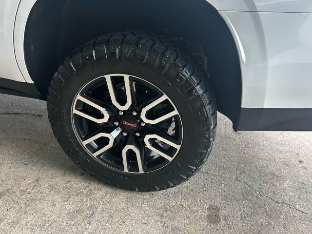 2022 GMC Yukon AT4