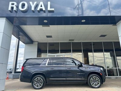 2023 GMC Yukon XL Denali Ultimate