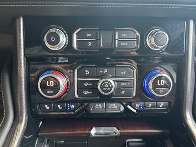 2023 GMC Yukon XL Denali Ultimate