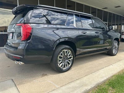 2023 GMC Yukon XL Denali Ultimate