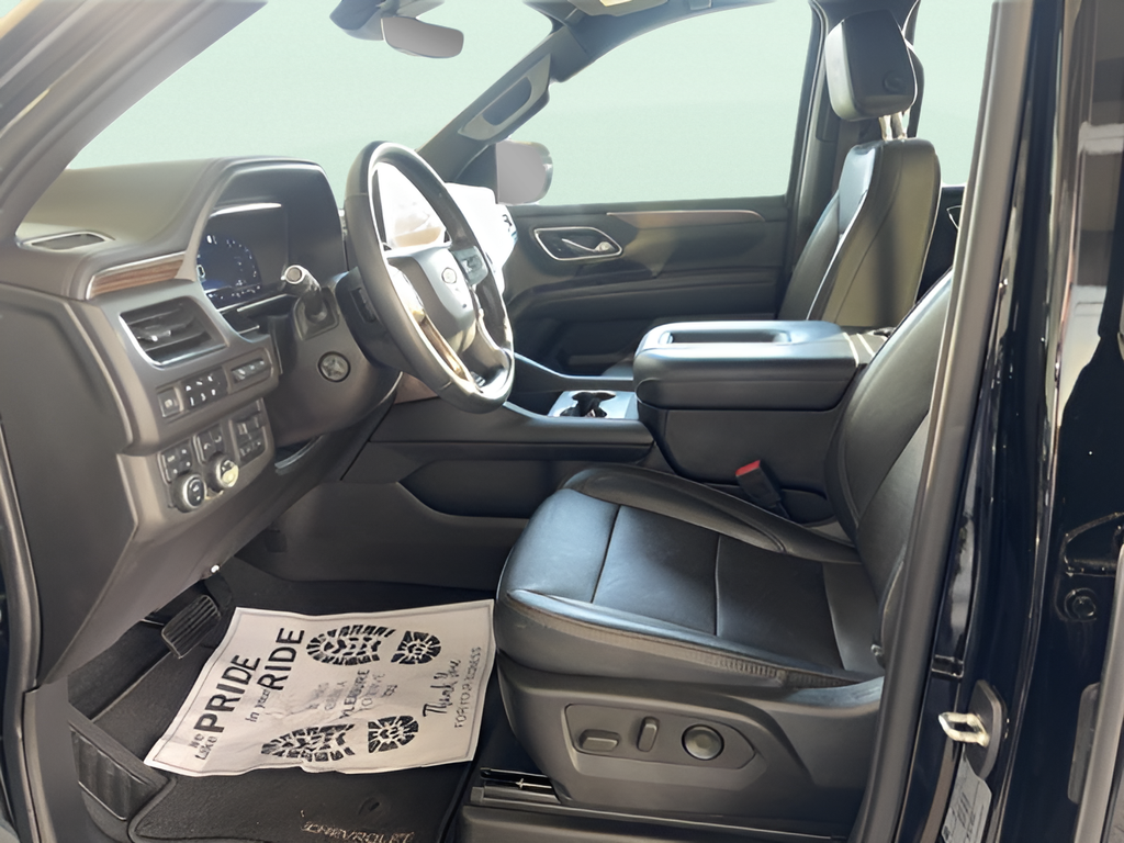 2023 Chevrolet Suburban High Country