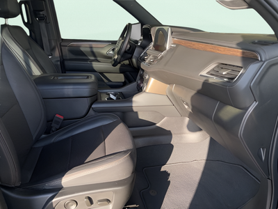 2023 Chevrolet Suburban High Country