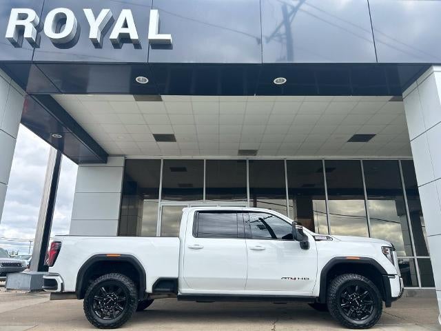 2025 GMC Sierra 2500 HD AT4