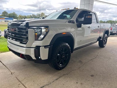 2025 GMC Sierra 2500 HD AT4