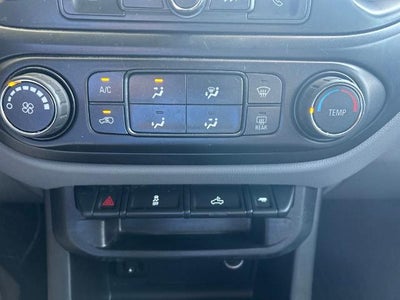 2022 GMC Canyon Elevation Standard