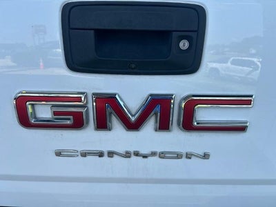 2022 GMC Canyon Elevation Standard
