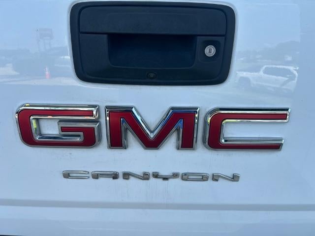 2022 GMC Canyon Elevation Standard