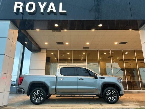 2025 GMC Sierra 1500 AT4