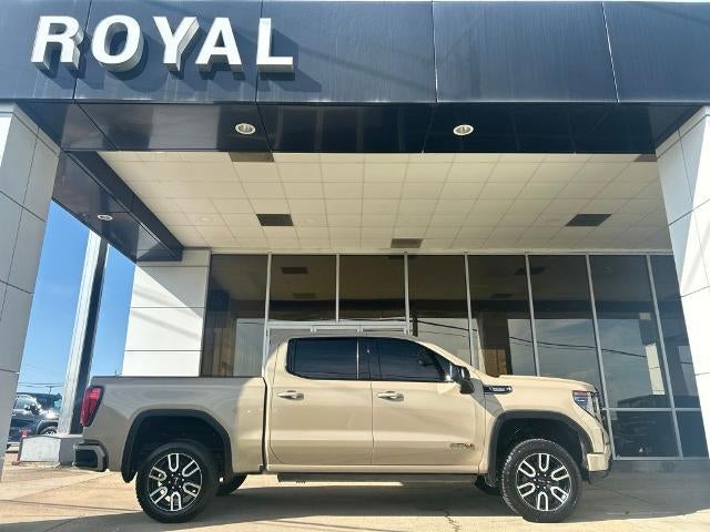 2023 GMC Sierra 1500 AT4