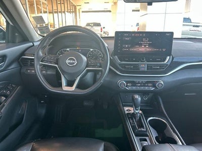 2023 Nissan Altima 2.0 SR