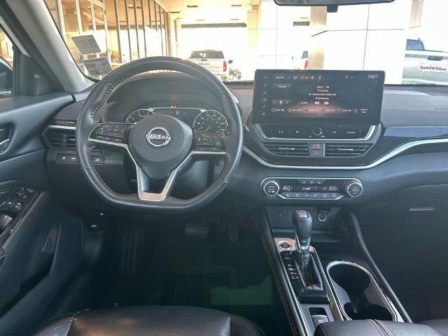 2023 Nissan Altima 2.0 SR