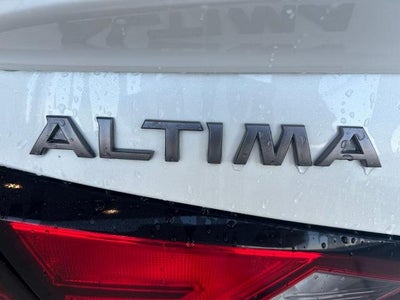 2023 Nissan Altima 2.0 SR