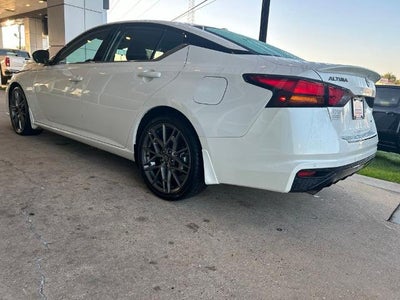 2023 Nissan Altima 2.0 SR