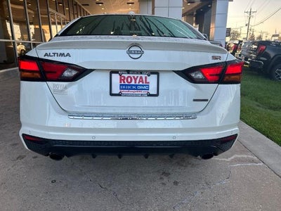 2023 Nissan Altima 2.0 SR