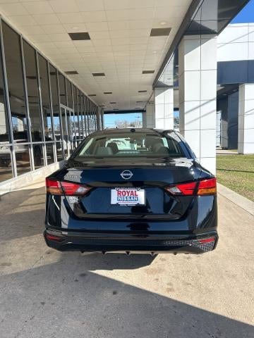 2025 Nissan Altima S FWD