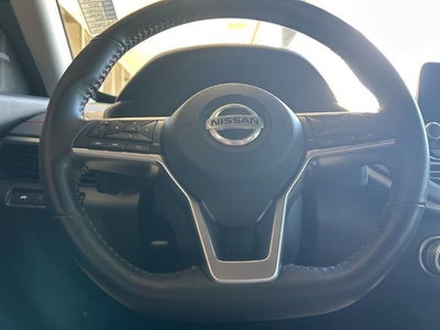 2022 Nissan Altima SR Intelligent AWD