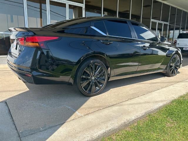2022 Nissan Altima SR Intelligent AWD