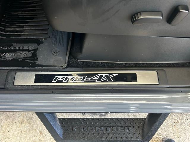 2023 Nissan Frontier Crew Cab PRO-4X 4x4