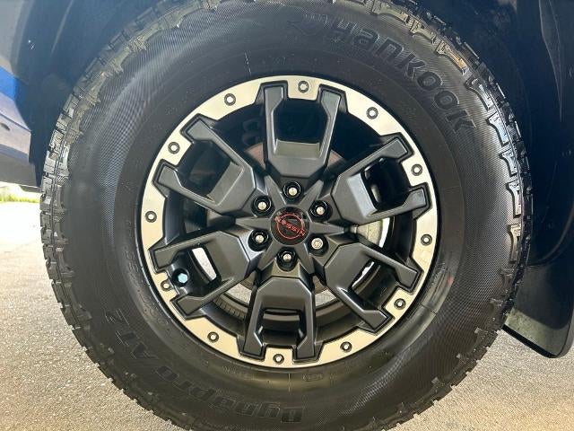 2025 Nissan Frontier Crew Cab PRO-4X 4x4