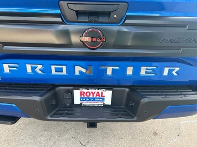 2025 Nissan Frontier Crew Cab PRO-4X 4x4