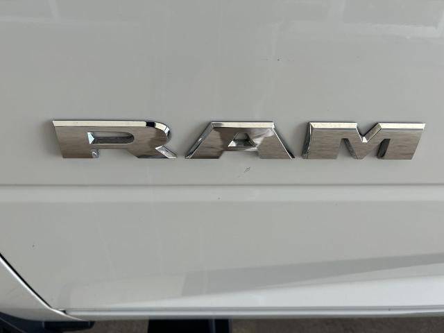 2024 RAM 2500 Laramie Crew Cab 4x4 6'4" Box