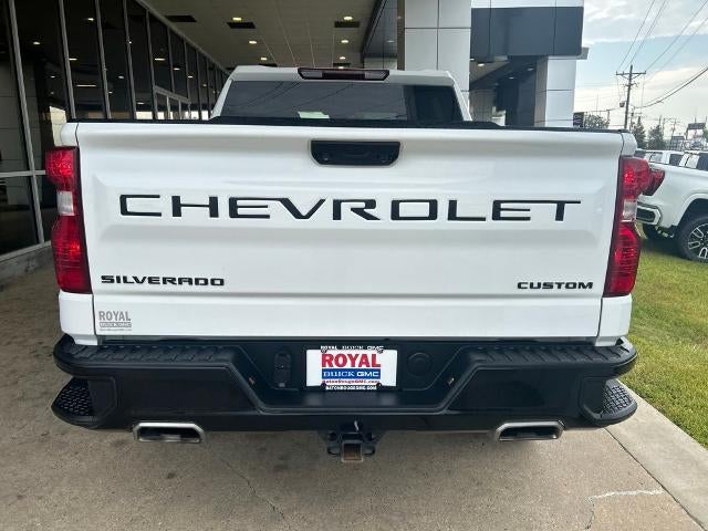 2022 Chevrolet Silverado 1500 Custom Trail Boss