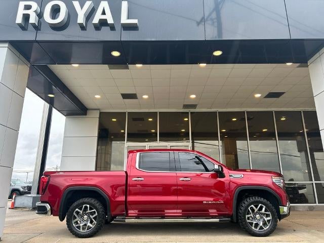 2025 GMC Sierra 1500 SLT