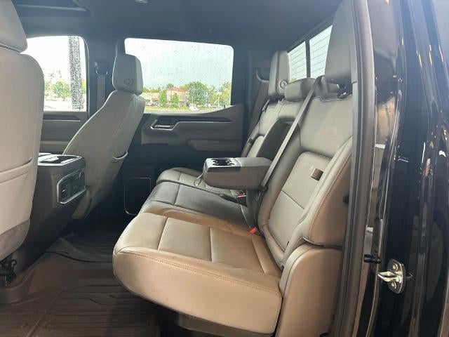 2023 GMC Sierra 1500 SLT - Photo 9