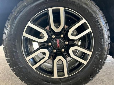 2025 GMC Sierra 1500 AT4